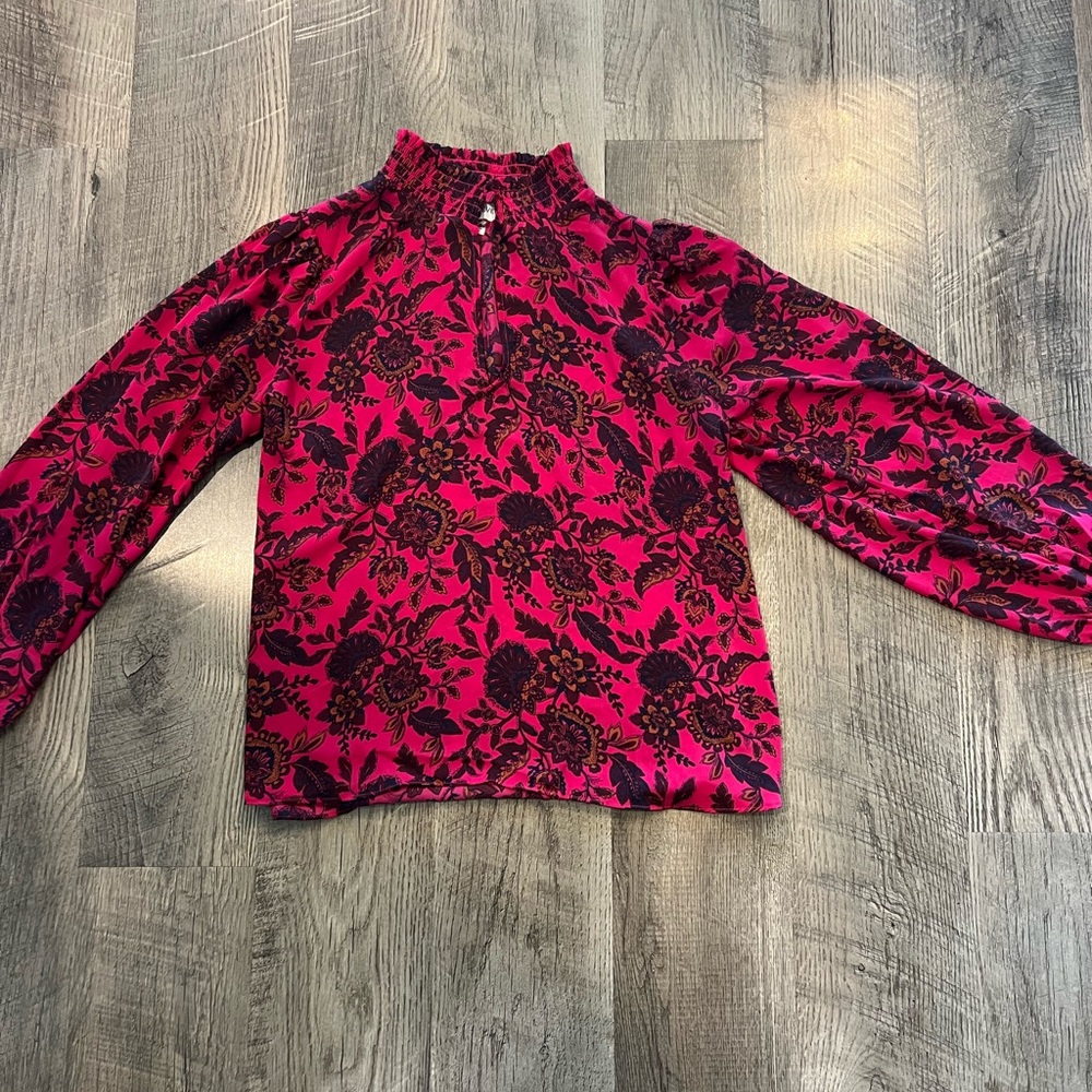 Evereve Magenta Floral Mock Neck Blouse